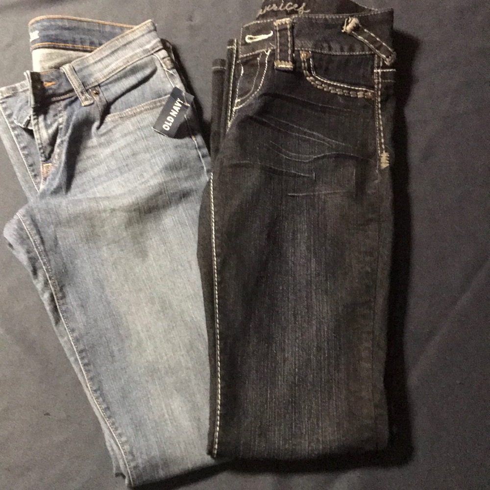 2 pairs of jeans